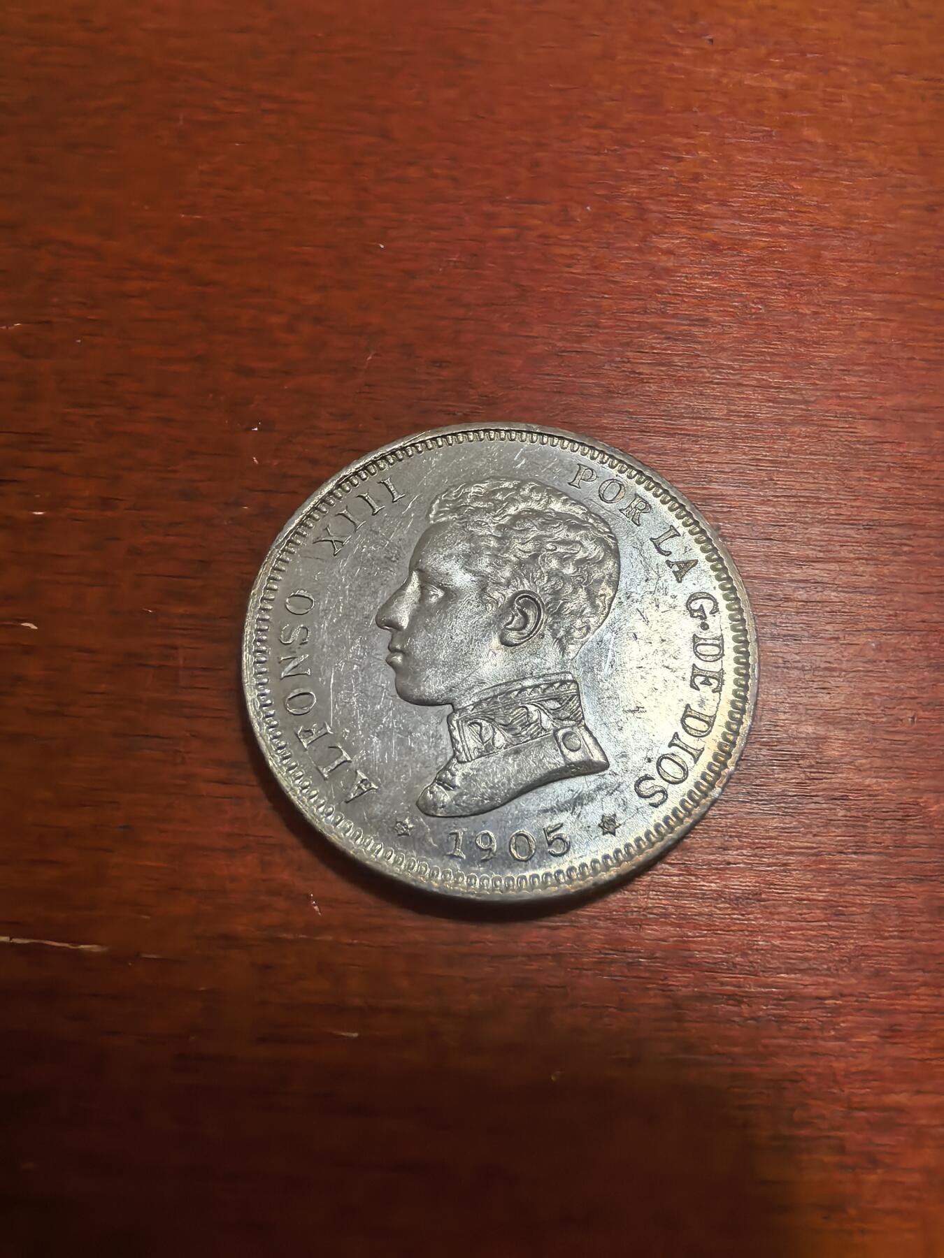 长老汇蛇年精选第六十五场拍卖 1905西班牙阿方索十三世2比塞塔银币，未流通品，高点都在，细节丰富