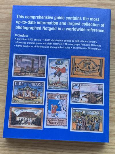 《竞宝斋》第430场 周日，周一，周二 3场连拍 （全场包邮） 紧急状态纸币目录 1914-1947彩色版 重达1公斤