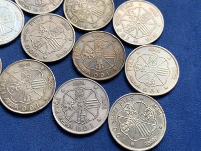 《竞宝斋》第430场 周日，周一，周二 3场连拍 （全场包邮） 11枚一组 西班牙1966年弗朗哥100比塞塔银币 总重约209.5克