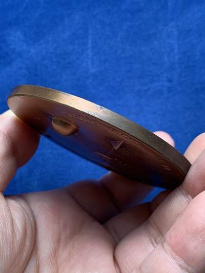 《竞宝斋》第430场 周日，周一，周二 3场连拍 （全场包邮） 意大利 高浮雕铜章 大直径 手感十足 149克 71mm