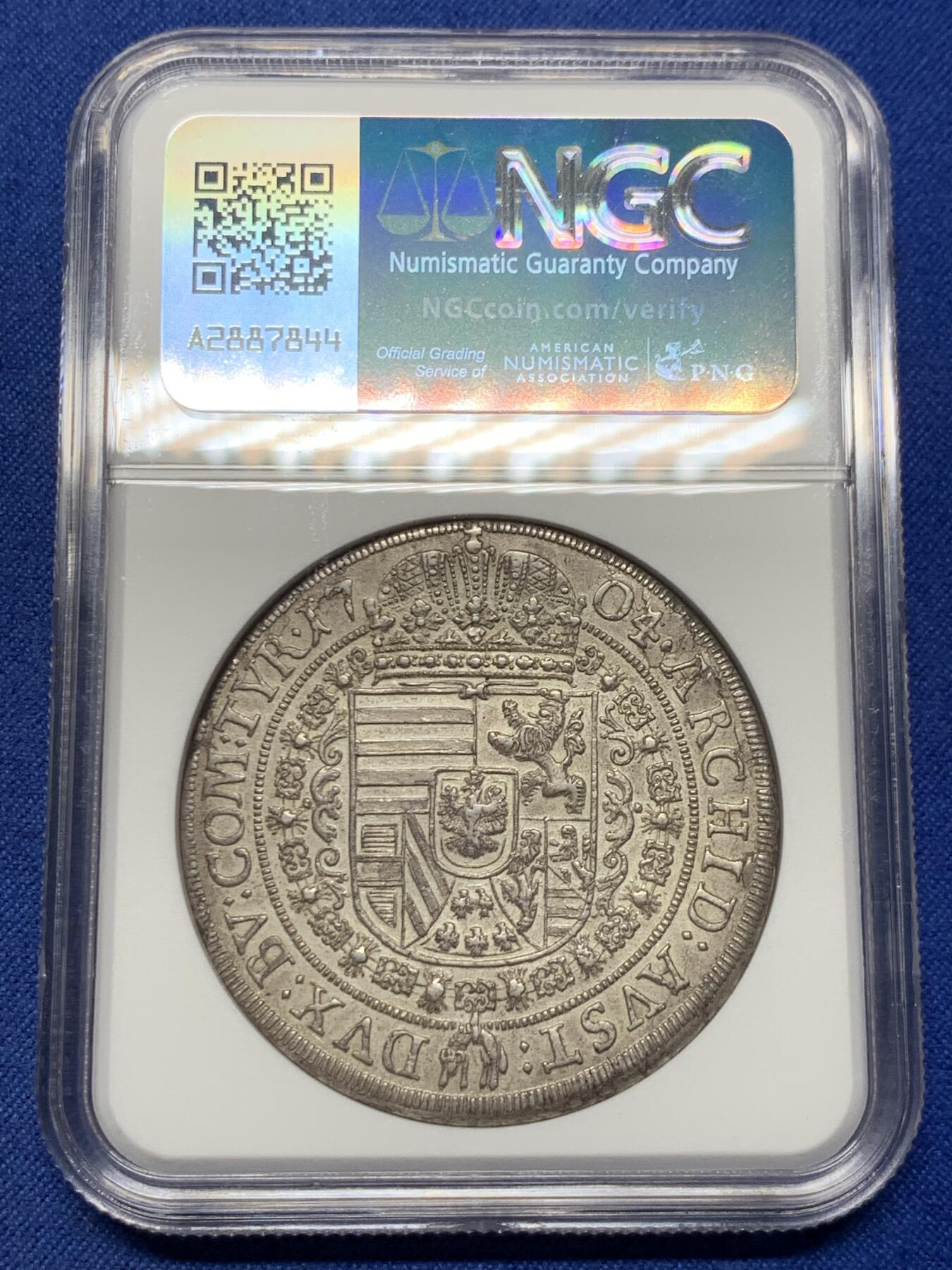 《竞宝斋》第430场 周日，周一，周二 3场连拍 （全场包邮） NGC UNC 神圣罗马帝国 哈布斯堡王朝1704年 利奥波德一世 猪嘴 泰勒大银币 打制深俊 很不错的品种
