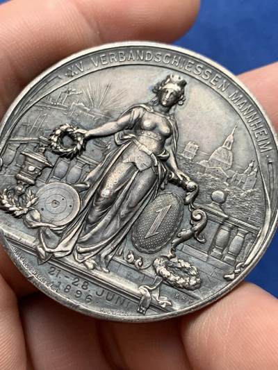 《竞宝斋》第430场 周日，周一，周二 3场连拍 （全场包邮） 德国1896年巴登射击节纪念银章 38.85克 44.9mm