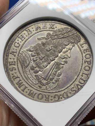 《竞宝斋》第430场 周日，周一，周二 3场连拍 （全场包邮） NGC UNC 神圣罗马帝国 哈布斯堡王朝1704年 利奥波德一世 猪嘴 泰勒大银币 打制深俊 很不错的品种