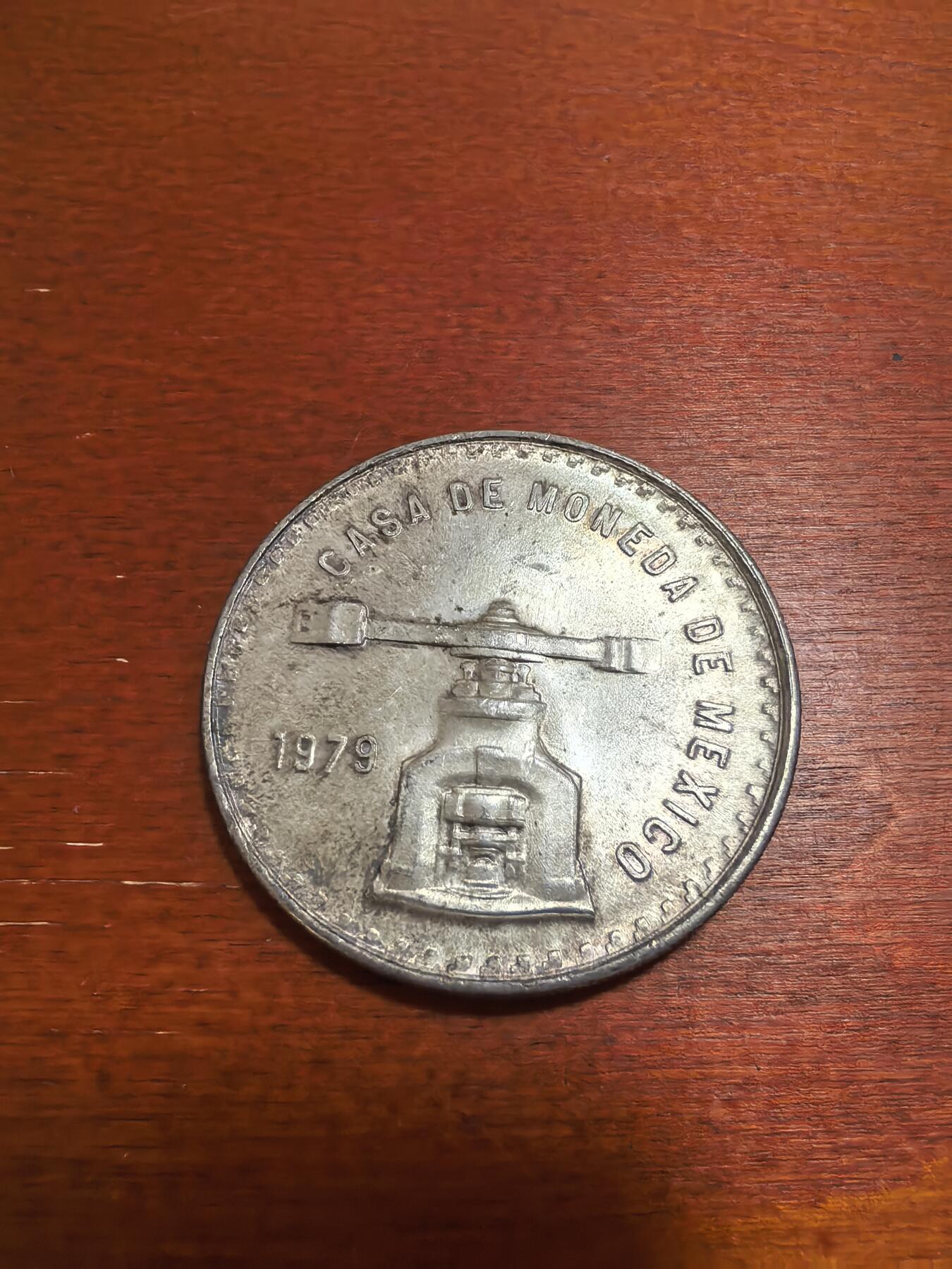 长老汇蛇年精选第六十五场拍卖 1979墨西哥天平银币，墨西哥城造币厂，33.6克925银，未流通