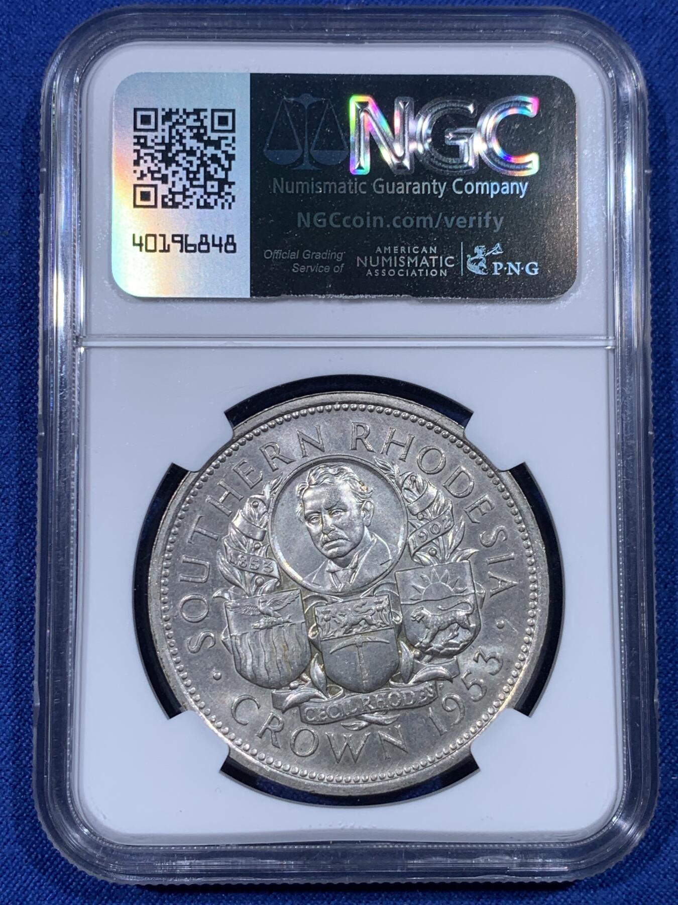 《竞宝斋》第430场 周日，周一，周二 3场连拍 （全场包邮） NGC MS64 罗德西亚1953年1克朗银币，Gem BU的品相，底板光滑如丝绸，历史给它披上一层淡淡的灰色包浆，更显韵味