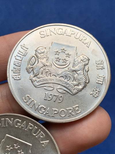 《竞宝斋》第430场 周日，周一，周二 3场连拍 （全场包邮） 两枚一组 新加坡1979年10元 通讯卫星大银币