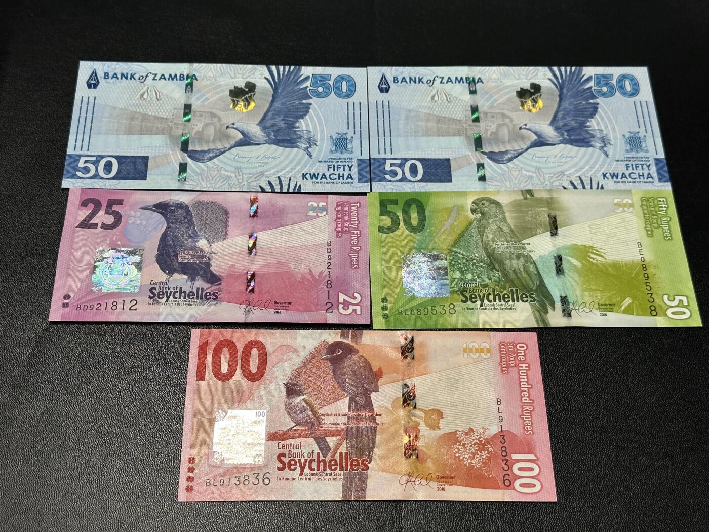 《外钞收藏家》第五百七十七期（精品场）（本平台长期征集拍品、欢迎藏友们联系合作）