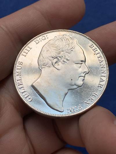 《竞宝斋》第430场 周日，周一，周二 3场连拍 （全场包邮） 英国威廉四世马剑臆造版克朗型幻想币章 细节见图