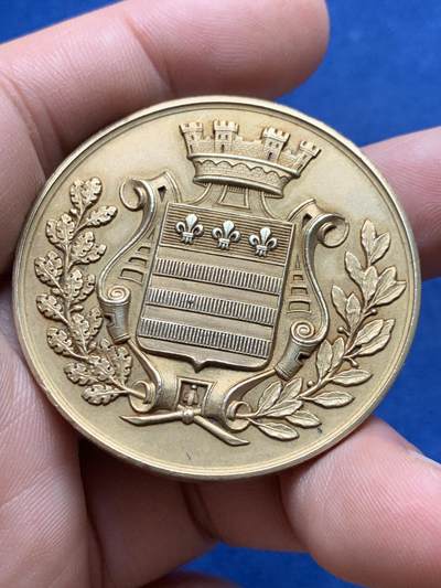 《竞宝斋》第430场 周日，周一，周二 3场连拍 （全场包邮） 法国贝济耶考古、科学与文学学会镀金银章 丰饶角银标 45.6克 45mm 带盒