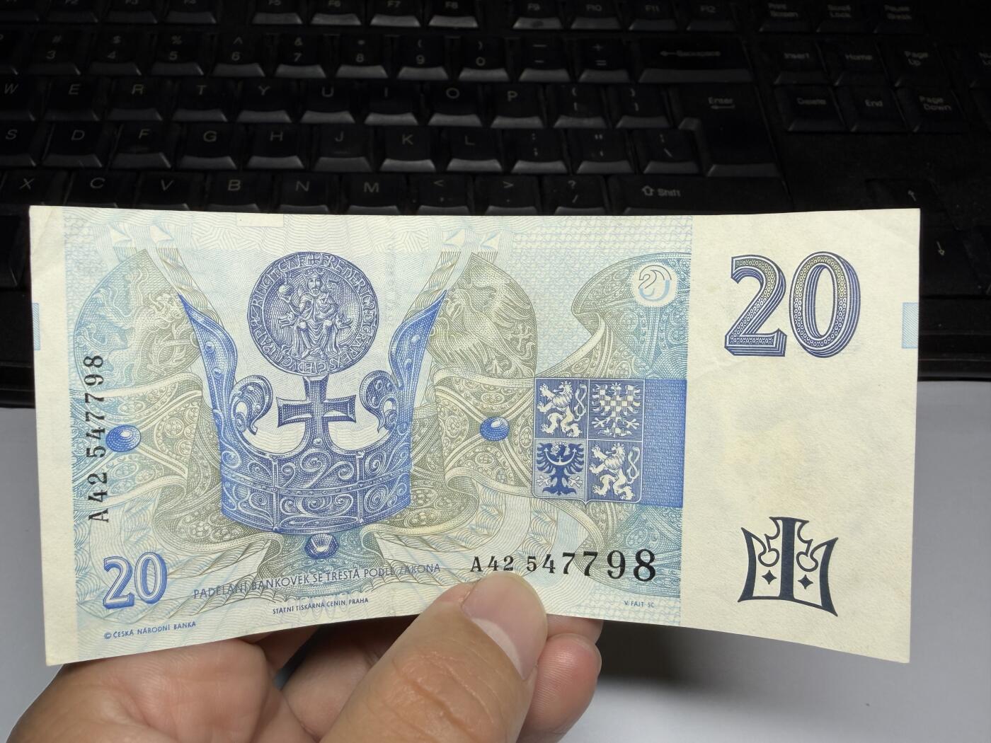 2025年集古藏今外币拍卖第九期-第10场—（总第280拍-纸币专场），本期拍完结算一次，发货时间2-3天，休息几天后继续新的一期拍卖。 1994年捷克初版A20克朗