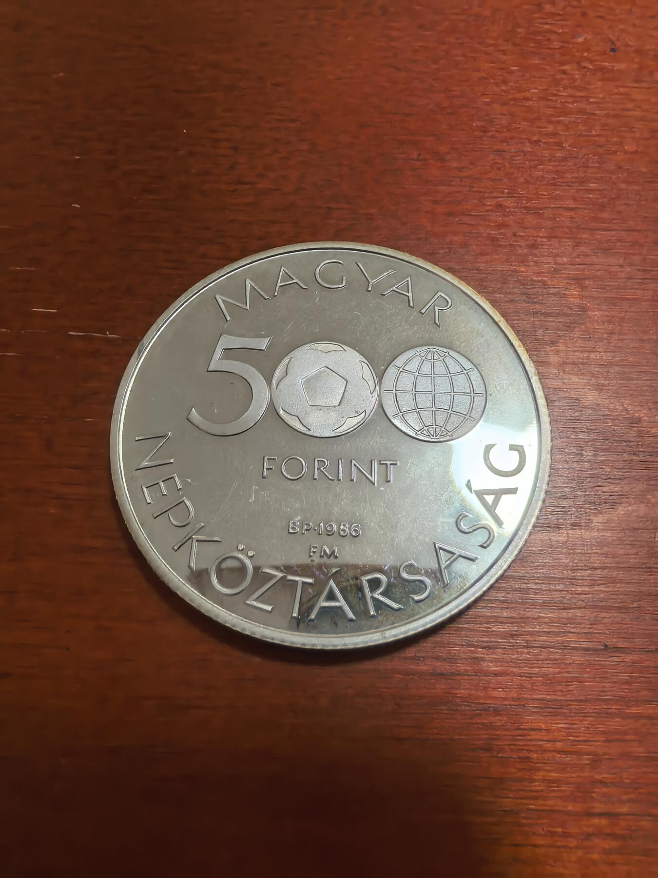 长老汇蛇年精选第六十五场拍卖 1986匈牙利墨西哥世界杯500弗林特精制银币，28克640银，1.7万枚