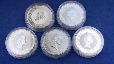 《竞宝斋》第430场 周日，周一，周二 3场连拍 （全场包邮） 五枚一组 澳大利亚1997年笑翠鸟镶嵌金猫银币，每枚含纯银1盎司，纯金约0.5g