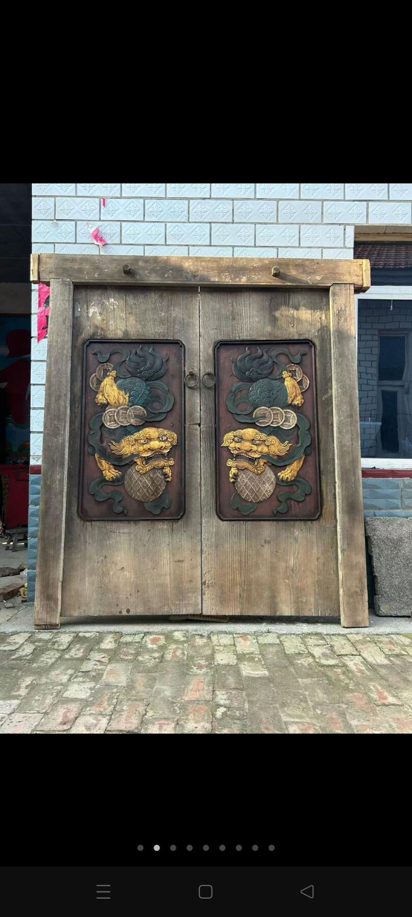 财主家老大门一套，尺寸如图，彩绘手功雕刻狮子，保存完正，复古装修佳选