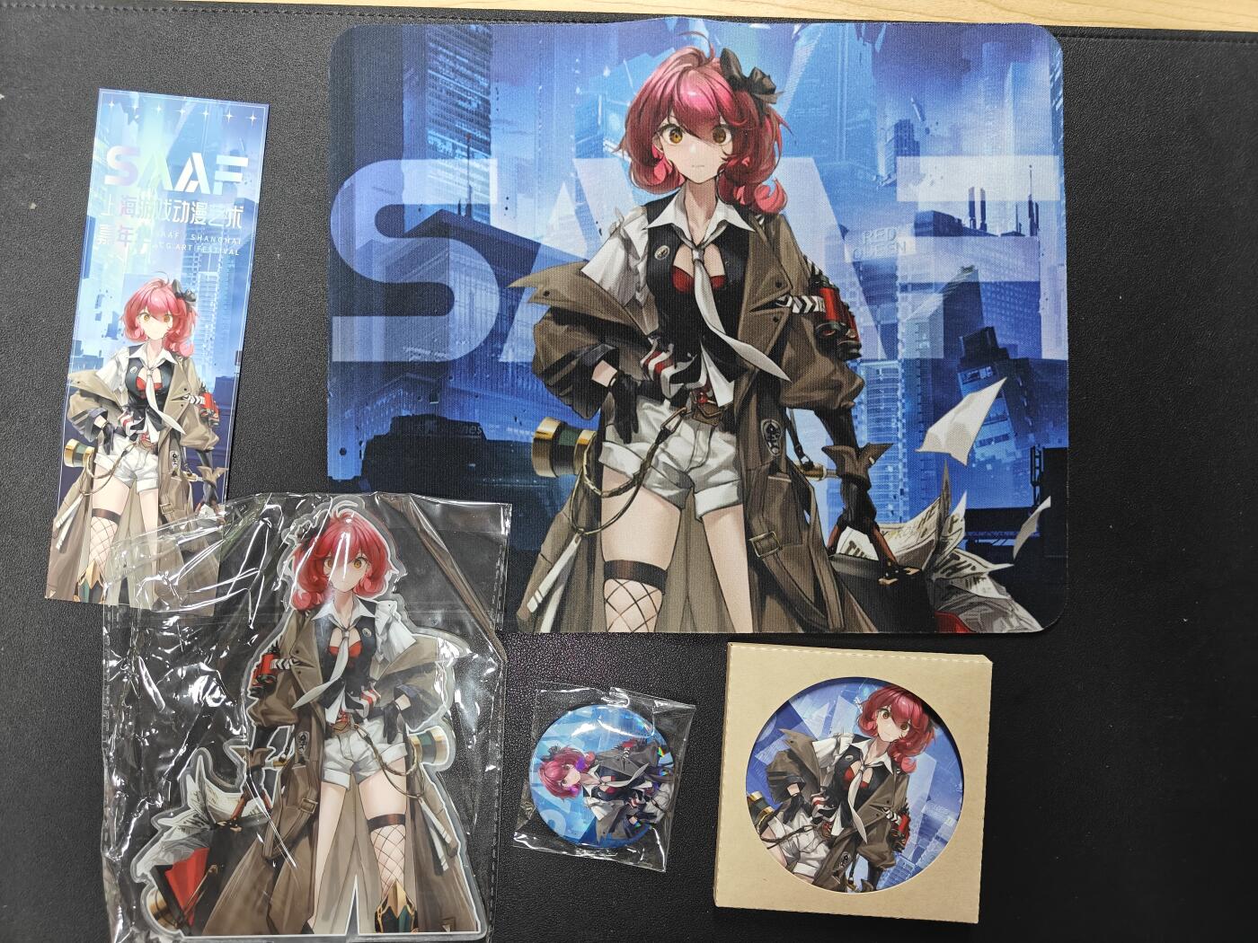 天玑星卡拍第130期《10.20周一截拍》持续收拍收评中 满赠卡需备注 saaf漫展 周边 鼠标垫 吧唧 票根 立牌 杯垫一套