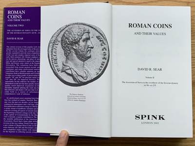 《竞宝斋》第430场 周日，周一，周二 3场连拍 （全场包邮） 古罗马钱币及其价值目录第二卷 公元96年-公元235年 重达1.35公斤