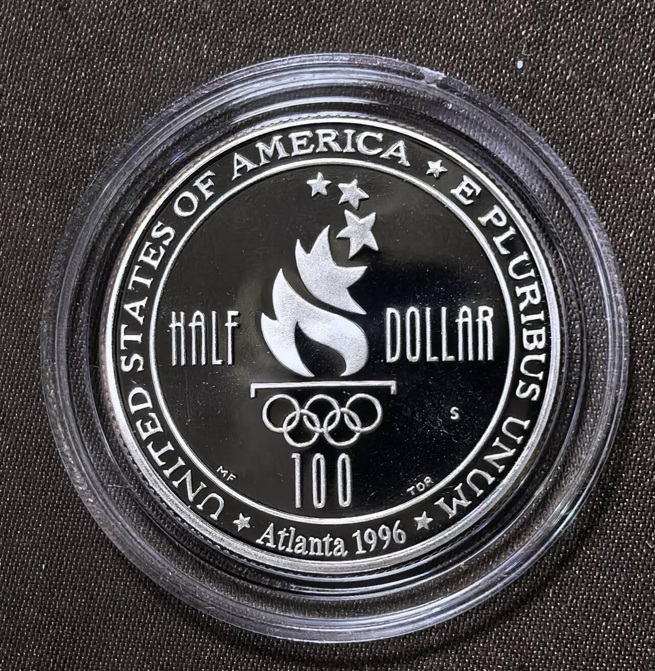 北京马甸外国币专卖第145期，外国币专场，陆续上拍，欢迎关注 Proof精制S版 游泳 美国1996年半美元 亚特兰大奥运会纪念币50分