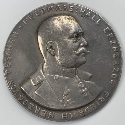 掌中浮雕-藏着的欧洲第038场 - 1914年一战奥属西里西亚特申弗里德里希大公纪念银章,56mm，67.90g；纪念捷欣公爵弗里德里希大公12月8日被晋升为陆军元帅