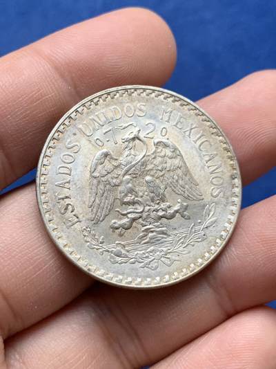 《竞宝斋》第430场 周日，周一，周二 3场连拍 （全场包邮） 墨西哥 1945年1比索银币 鹰洋好品