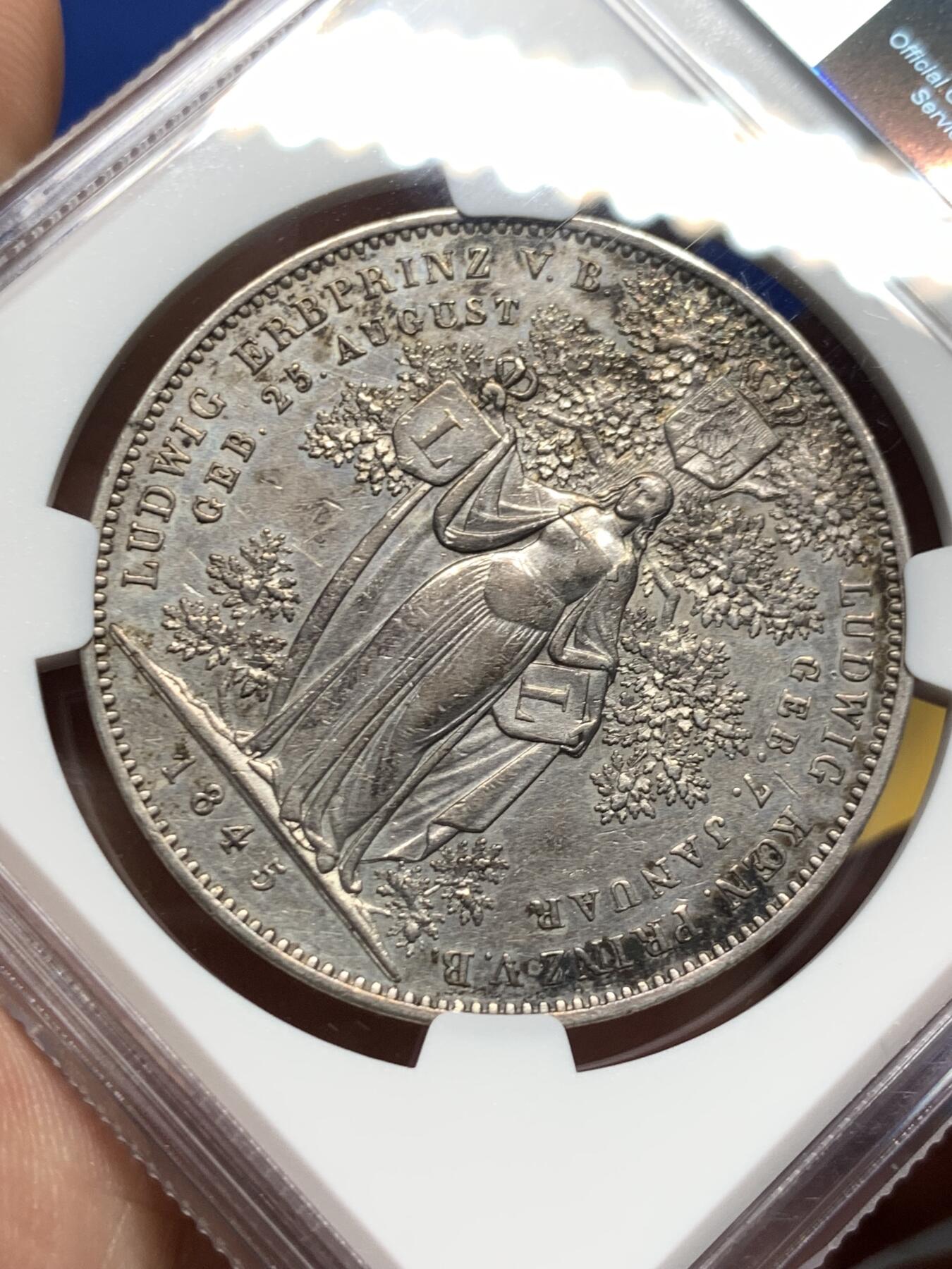 《竞宝斋》第430场 周日，周一，周二 3场连拍 （全场包邮） NGC AU58 德国 巴伐利亚 1845年 路德维希一世 皇孙纪念2泰勒大银币 非常热门的路德维希历史系2泰勒大银币 少见品种