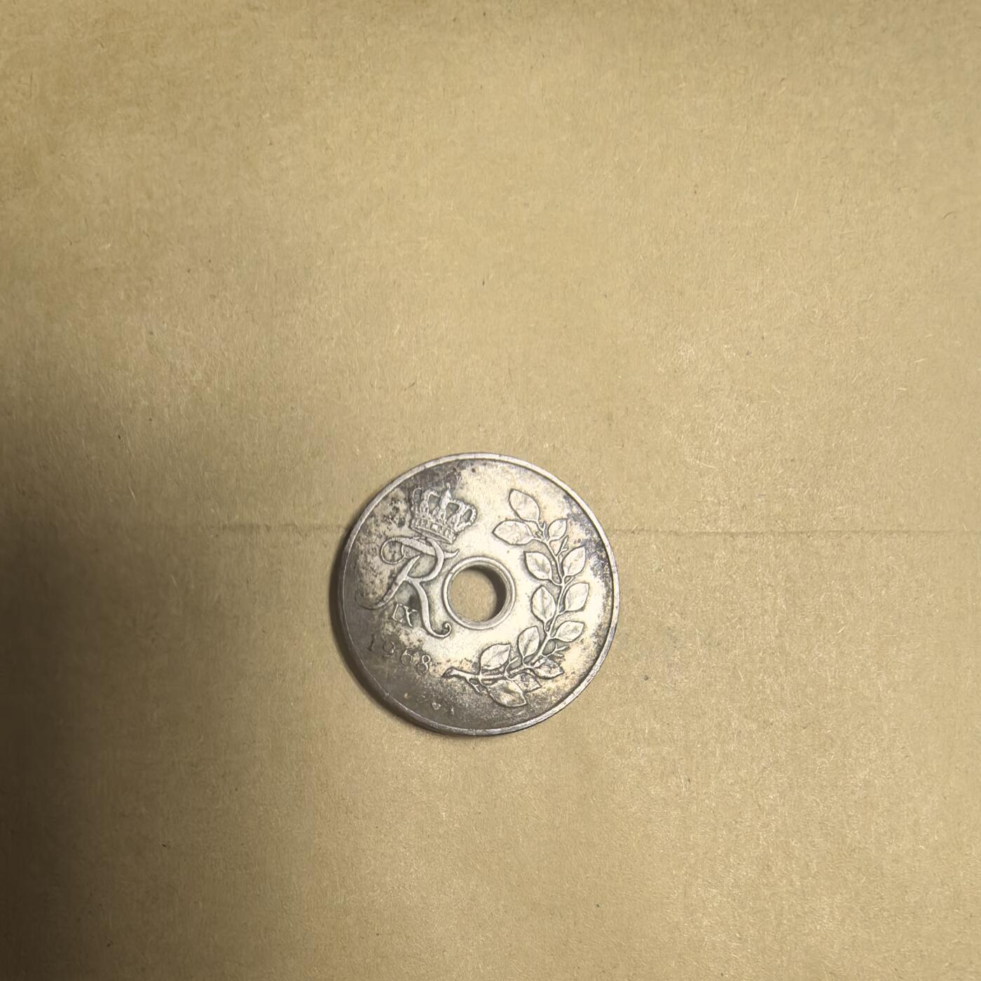 泡泡币外币第九场可代拍15038385335微信 丹麦25分。