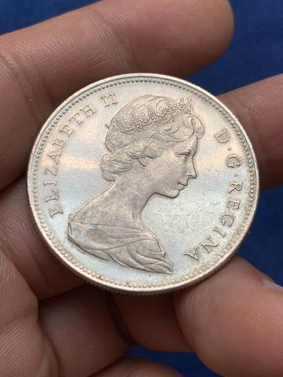 《竞宝斋》第430场 周日，周一，周二 3场连拍 （全场包邮） 加拿大 1965年 伊丽莎白二世女王像-划船1加元银币