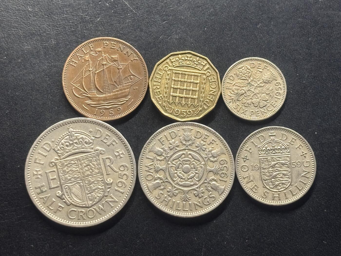 邮泉阁限时拍卖第三十二场 英国硬币专场（硬币在国外。请付邮费6元。）