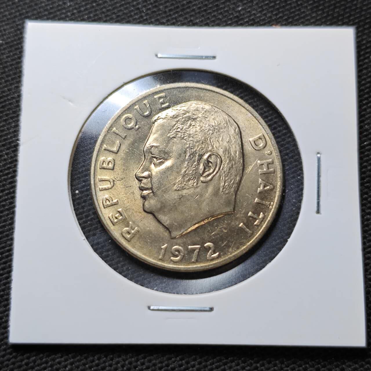 KK钱币收藏小铺  纪念币专场  2月预留时间 周末发货  1972海地50分 好品