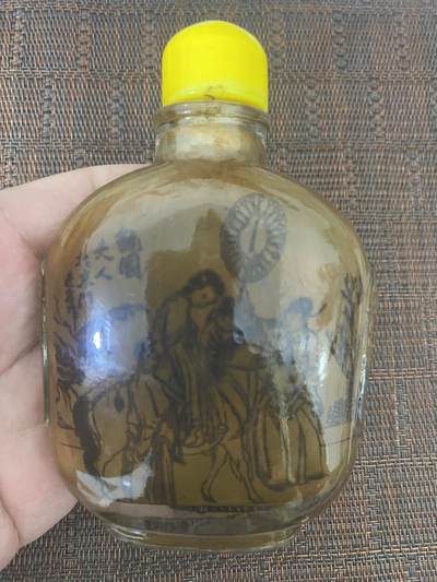 江南站杂项场 - 特大号棈美手绘鼻烟壶