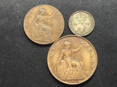 邮泉阁限时拍卖第三十二场 英国硬币专场（硬币在国外。请付邮费6元。） - 英国乔治五世国王1921年2铜1银
