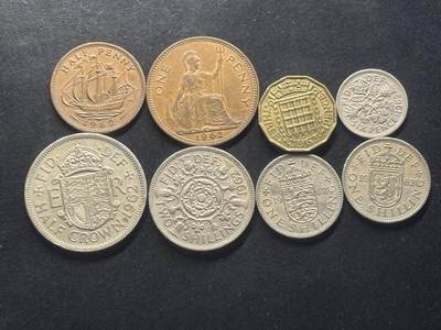 邮泉阁限时拍卖第三十二场 英国硬币专场（硬币在国外。请付邮费6元。） - 英国伊丽莎白二世女王1962年8枚