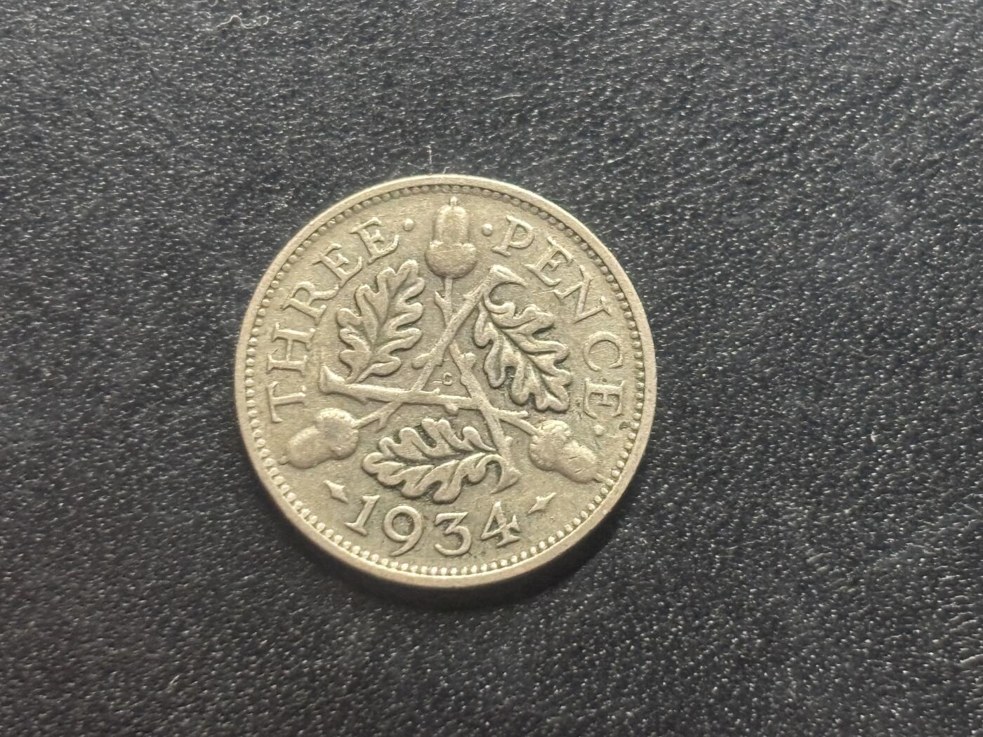邮泉阁限时拍卖第三十二场 英国硬币专场（硬币在国外。请付邮费6元。） 英国乔治五世国王1934年3便士