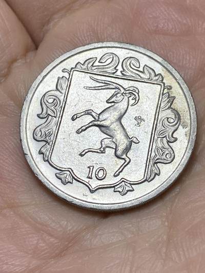 2025年第一百一十四场(总第一百四十场）外国好品散币(免佣金) - 英属马恩岛🇮🇲1985年10便士(伊丽莎白二世中年高冠，十进制第六套)