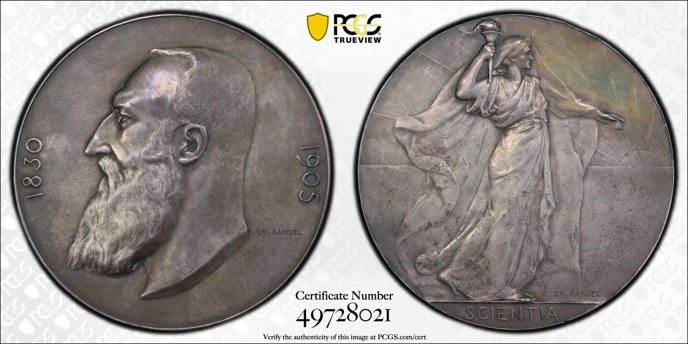 万国钱币拍卖第053期【万国秋季大拍上●周五周六两场连拍】 PCGS SP62 1905年比利时利奥波德二世纪念独立75周年纪念大银章 布鲁塞尔厂铸，正面为老年的利奥波德国王头像，背面为拿着火把的女神朝着太阳的方向，寓意引导比利时走向繁荣。尺寸夸张的巨型银章，根据比利时币章目录专家Forrer的记录，此品种铸造极少量，且由国王亲自过手颁发。此枚为PC唯一入盒记录。