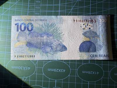 【炜奕收藏】，第四十八期，多套港澳日本纸币 巴西现版100雷亚尔，UNC品相，号码无4