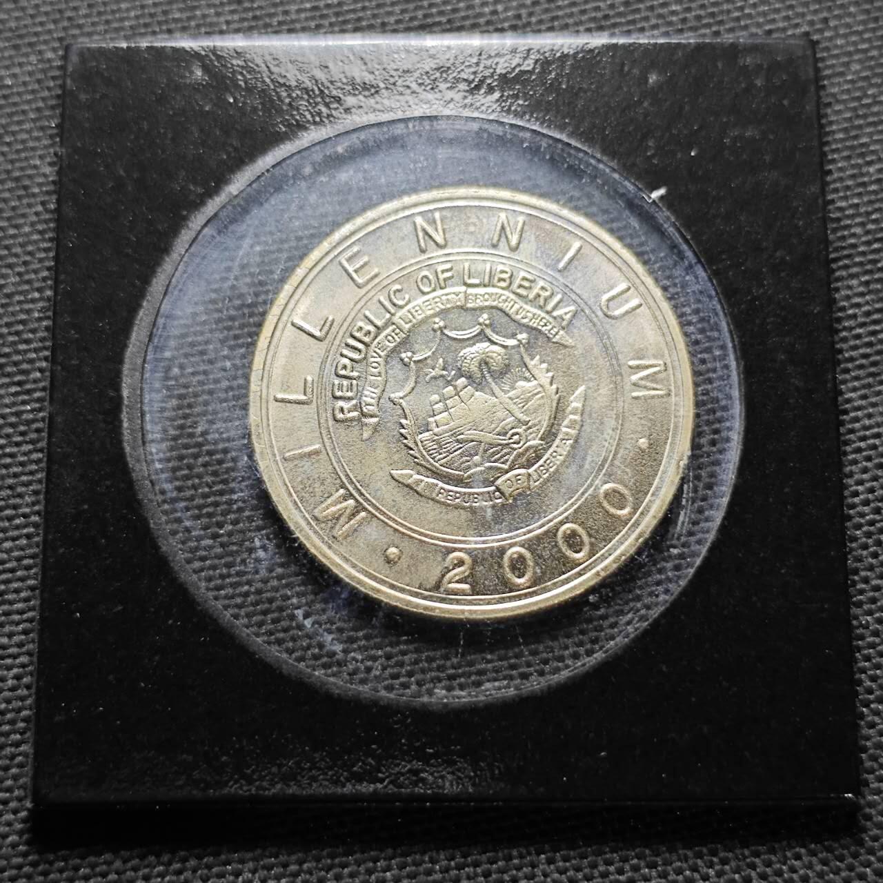 KK钱币收藏小铺  纪念币专场  2月预留时间 周末发货   2000利比里亚5元生肖 虎 纪念币