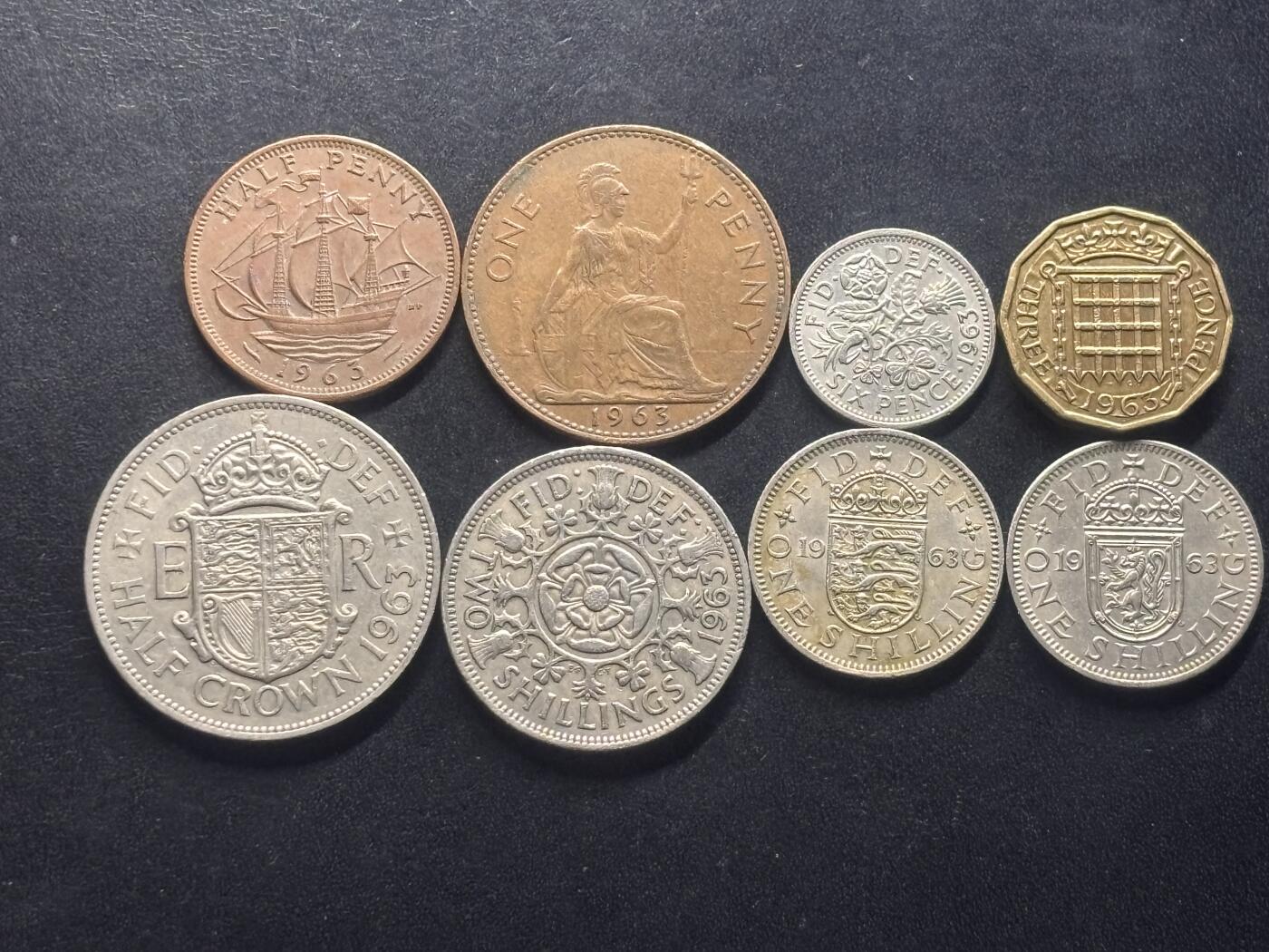 邮泉阁限时拍卖第三十二场 英国硬币专场（硬币在国外。请付邮费6元。） 英国伊丽莎白二世女王1963年8枚