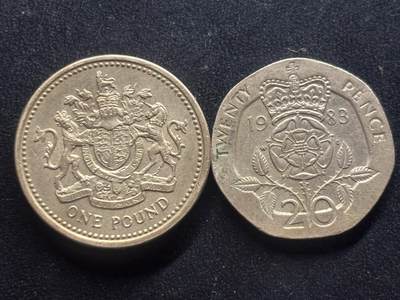 邮泉阁限时拍卖第三十二场 英国硬币专场（硬币在国外。请付邮费6元。） - 英国伊丽莎白二世女王1983年2枚