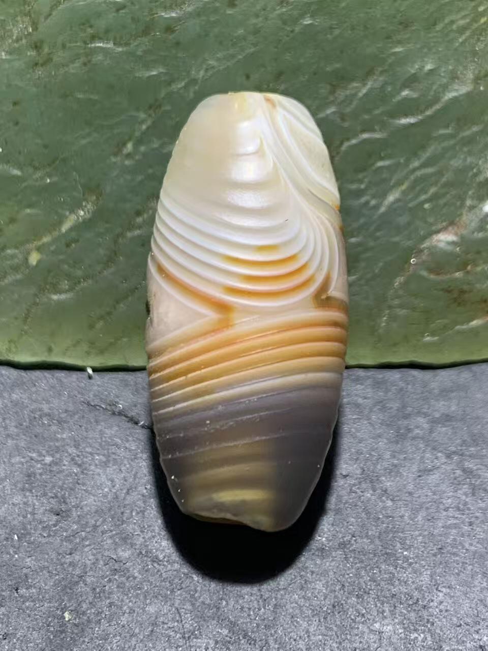 高玉化风化千层纹玛瑙随形通货桶珠一颗 ，
