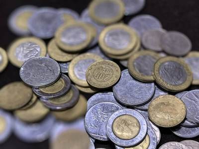 北京马甸外国币专卖第145期，外国币专场，陆续上拍，欢迎关注 意大利6枚/套10套