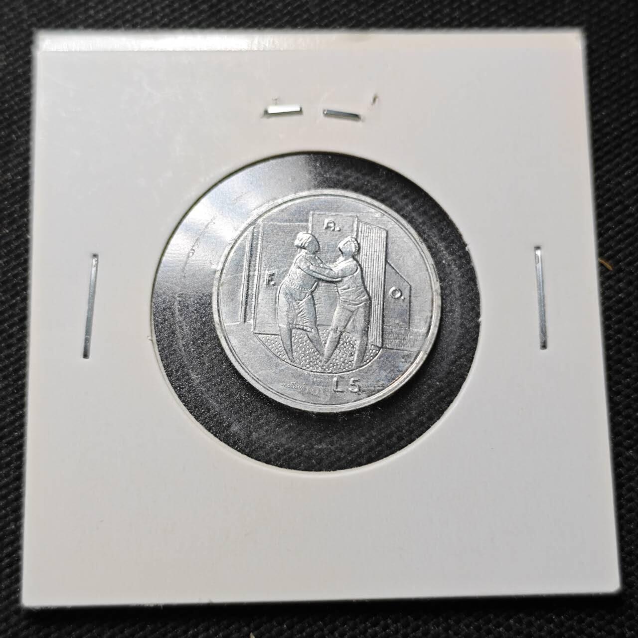 KK钱币收藏小铺  纪念币专场  2月预留时间 周末发货