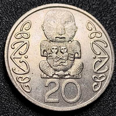 泉币菌-第115场-精品福利场 - 稀少 中年女王版毛利人偶 新西兰20分镍铜硬币 28.6毫米 