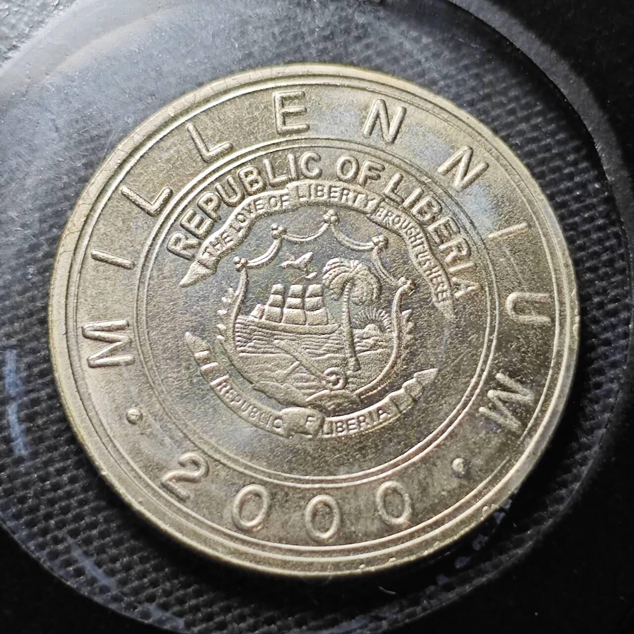 KK钱币收藏小铺  纪念币专场  2月预留时间 周末发货   2000利比里亚5元生肖 兔子 纪念币