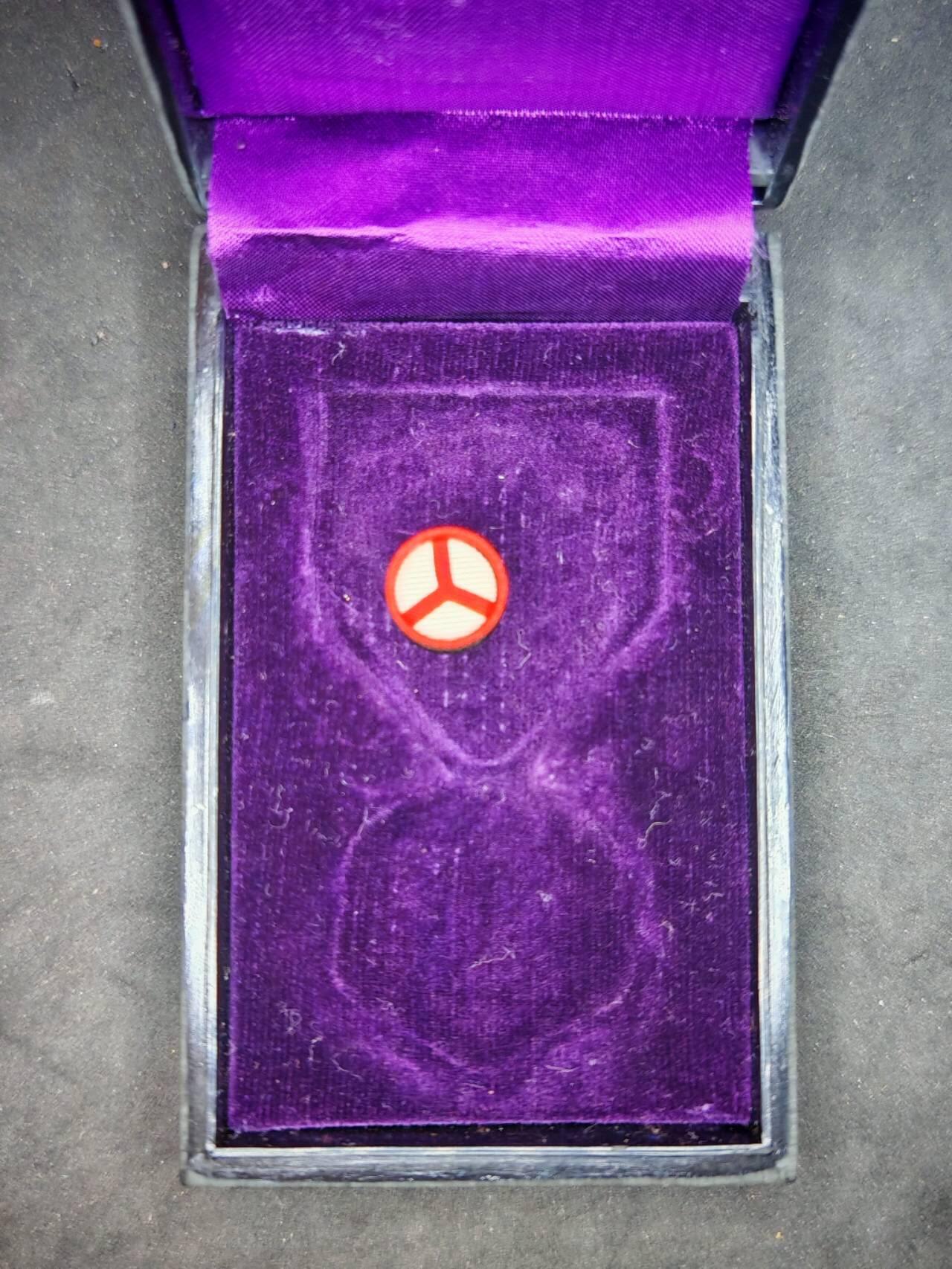 凯旋世界勋赏（第19期）（欢迎送拍）（对拍品有疑问请询问客服，不接受到手刀，出价默认拍品品相。请认真阅读拍卖规则！出价默认已认可！）（收到货请录制开箱视频，无视频概不处理问题。） 八瑞空盒