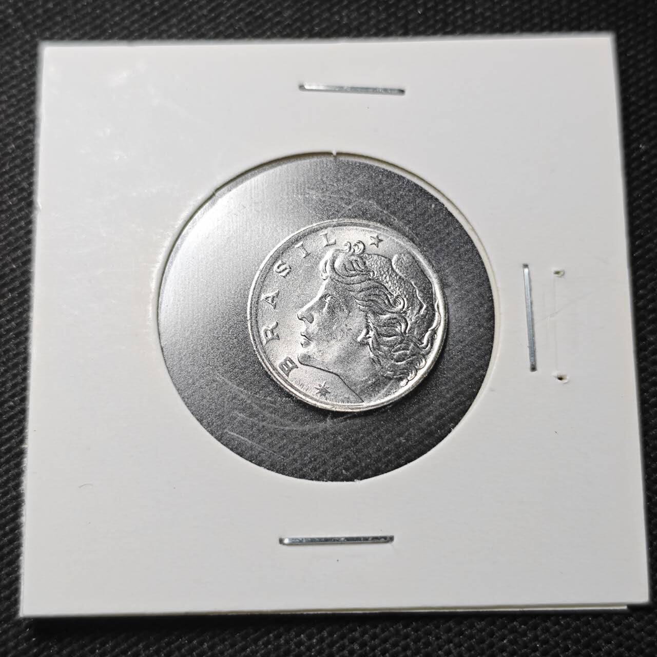 KK钱币收藏小铺  纪念币专场  2月预留时间 周末发货  1975巴西农粮纪念币1分 好品