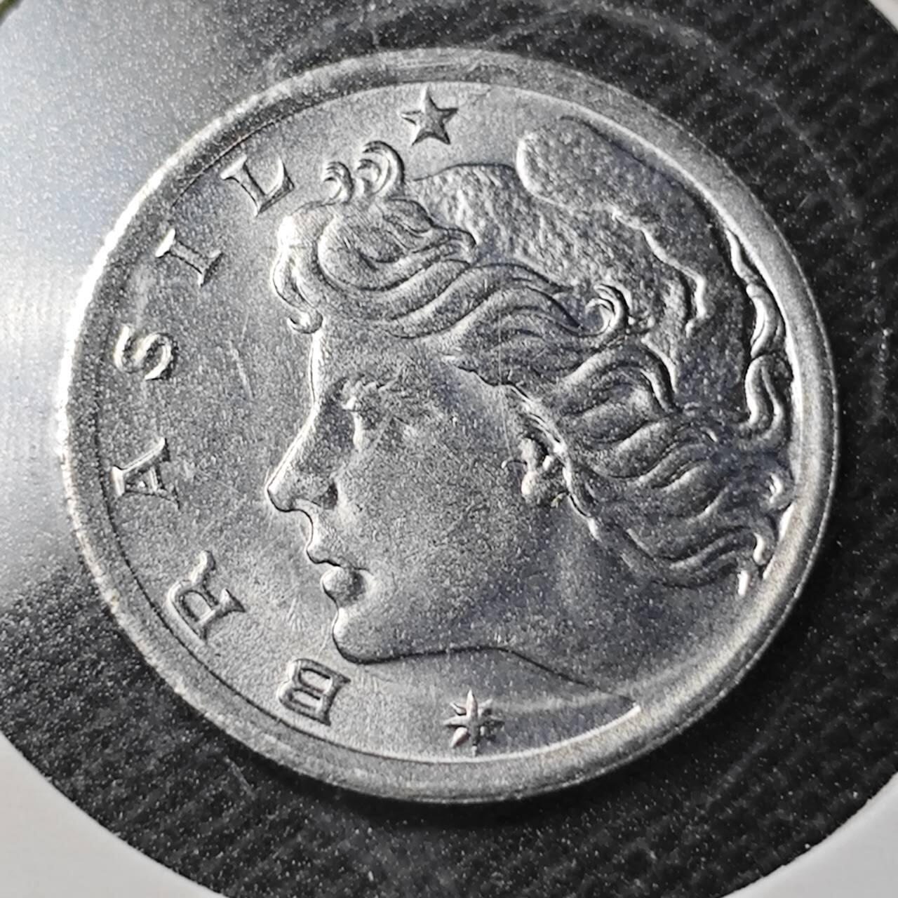 KK钱币收藏小铺  纪念币专场  2月预留时间 周末发货   1975巴西农粮纪念币2分 好品