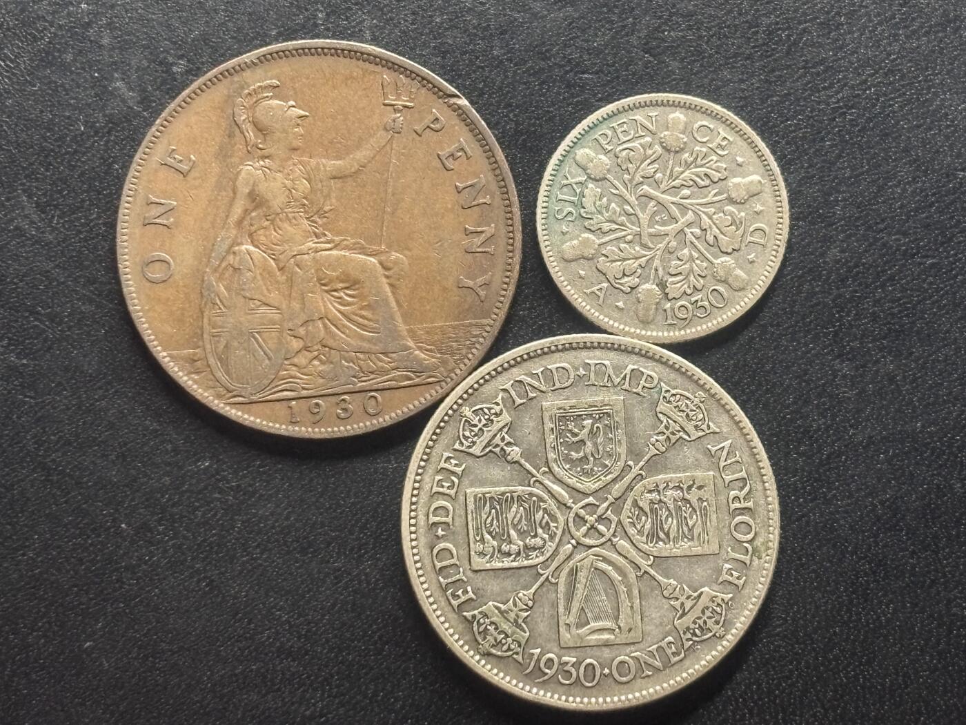 邮泉阁限时拍卖第三十二场 英国硬币专场（硬币在国外。请付邮费6元。） 英国乔治五世国王1930年2银1铜