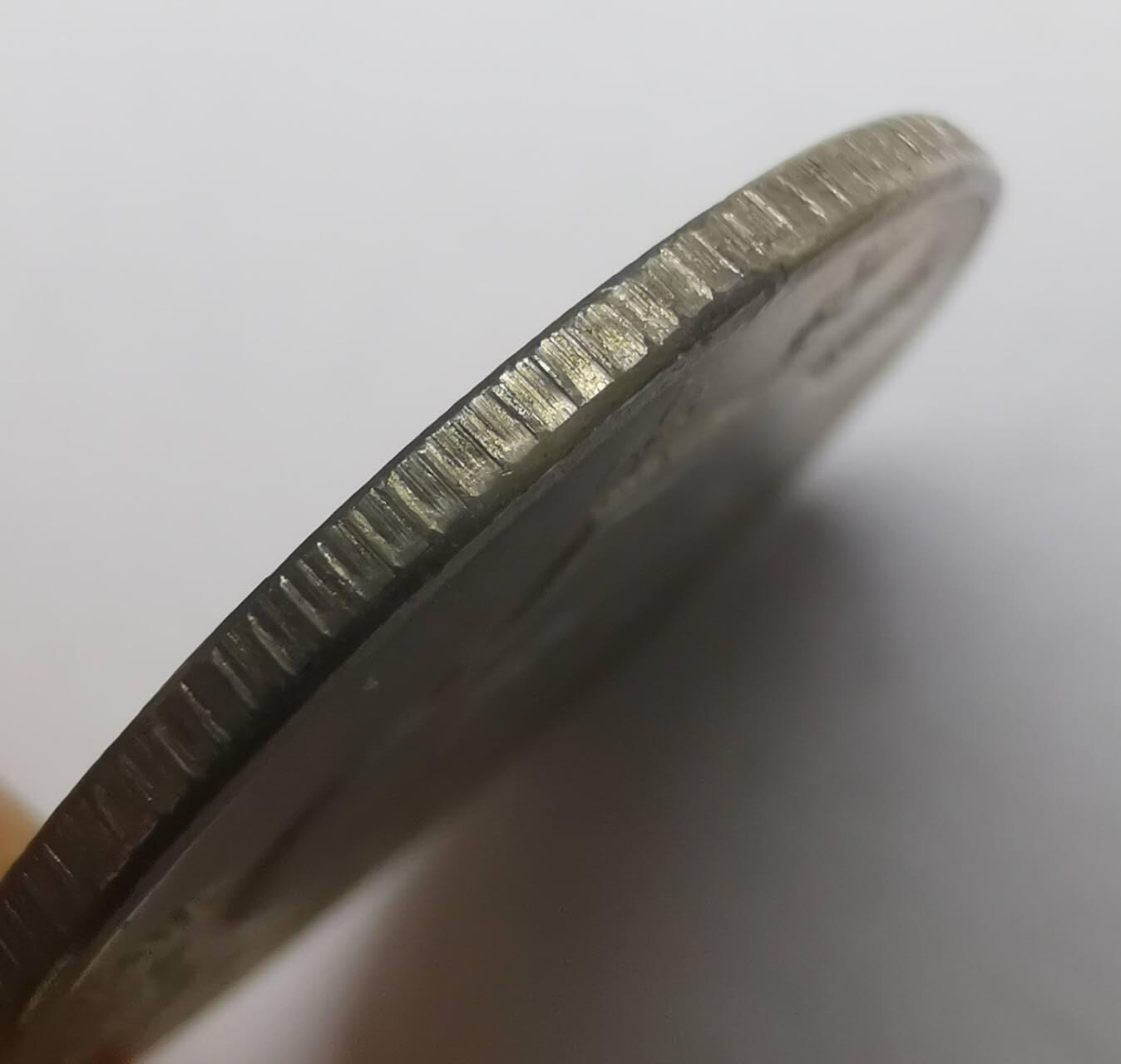 巨藏钱币限时古今中外散币场第一场10月22日20点30分结拍 1圆纪念币（2）