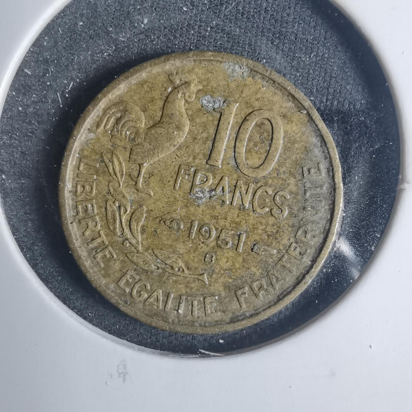 沼泽如烟--第881场 法国1951年10法郎