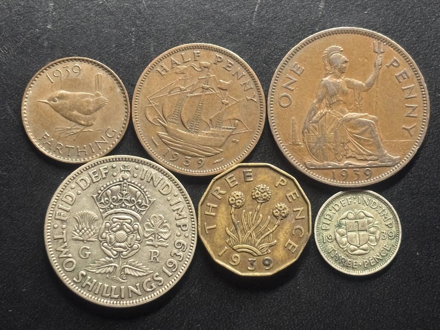 邮泉阁限时拍卖第三十二场 英国硬币专场（硬币在国外。请付邮费6元。） 英国乔治六世国王1939年2银4铜