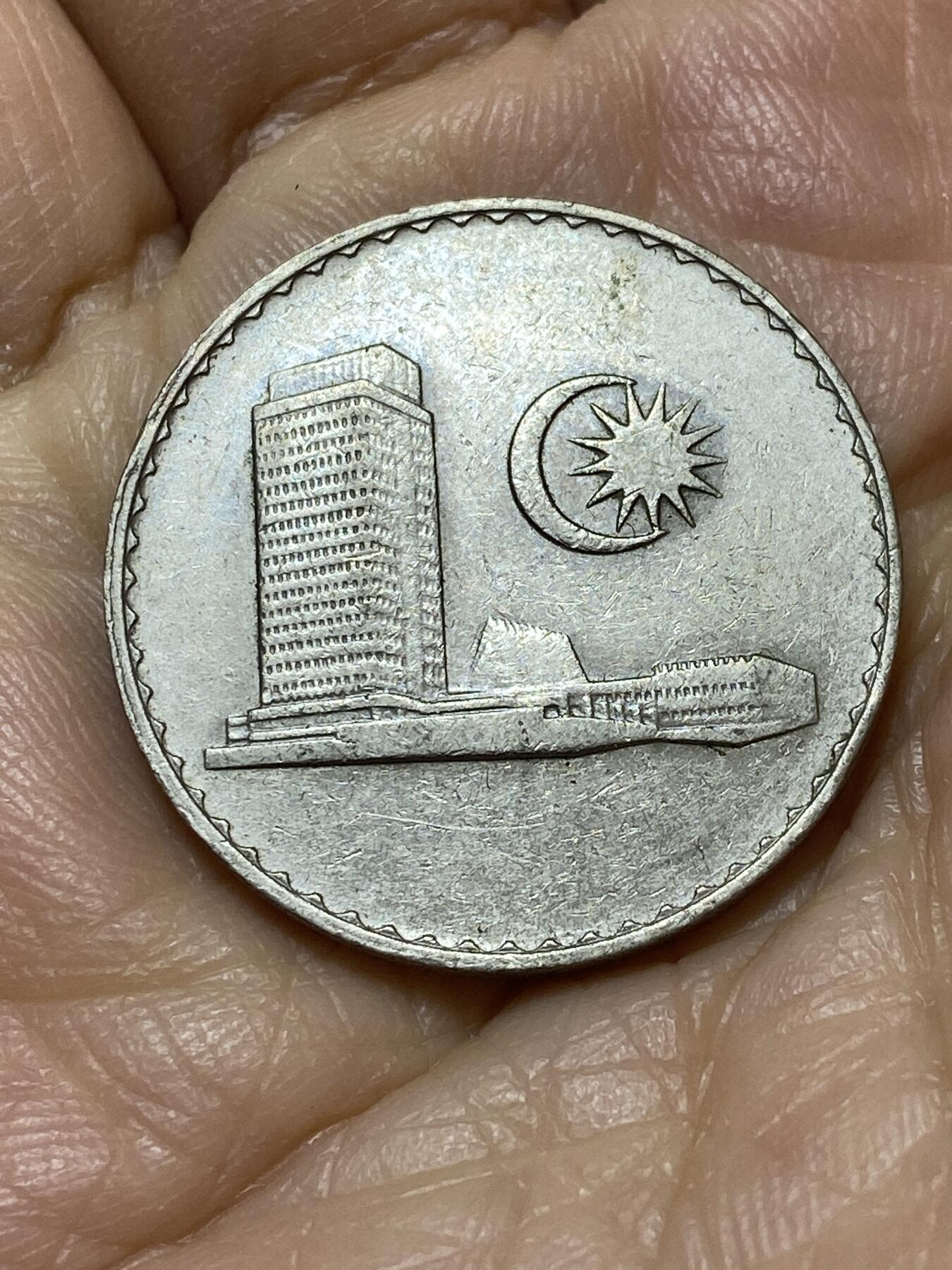 2025年第一百一十四场(总第一百四十场）外国好品散币(免佣金)